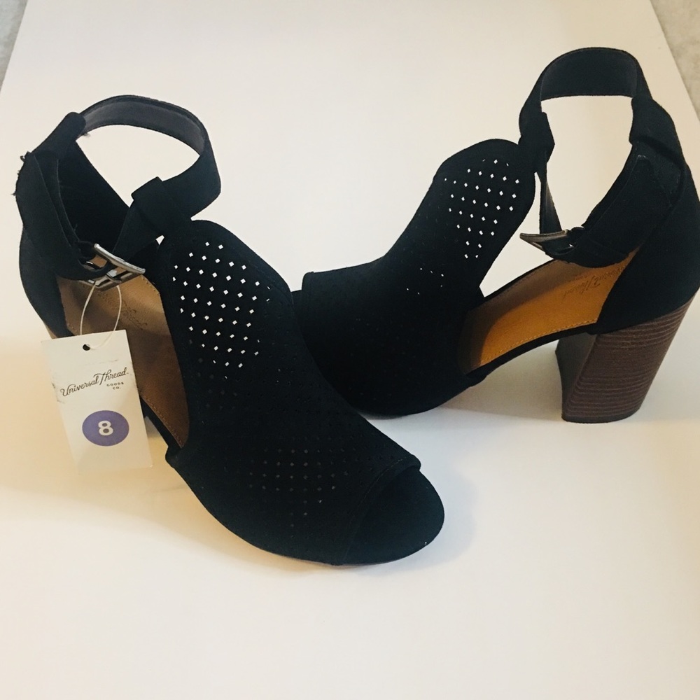 Black with Brown Crochet Pattern Heels Size 8